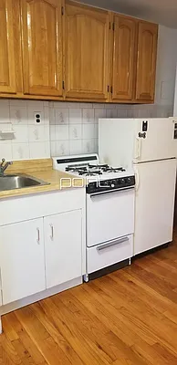 Rented by Point NYC | media 6