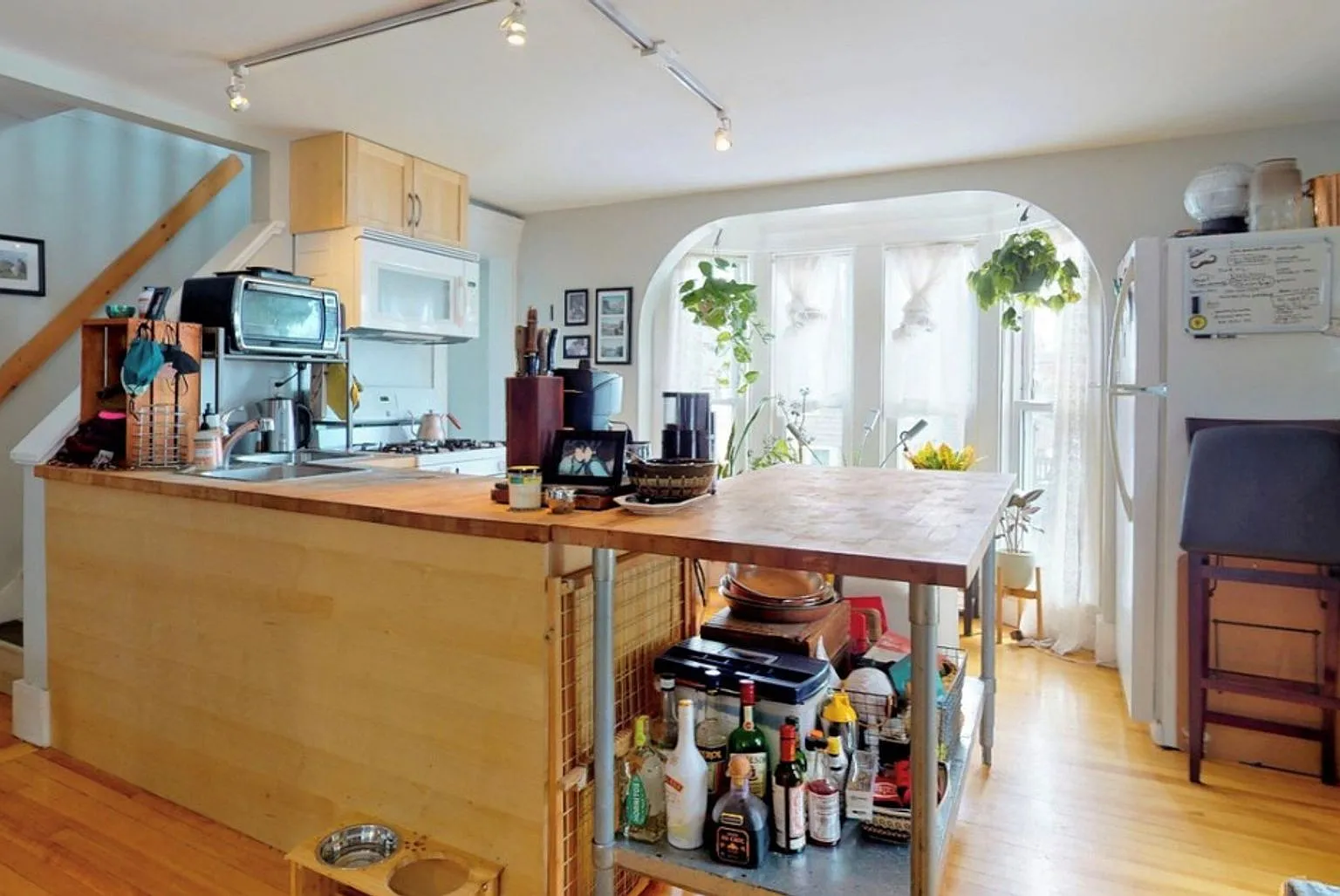 11 Russell Street — Photo 2