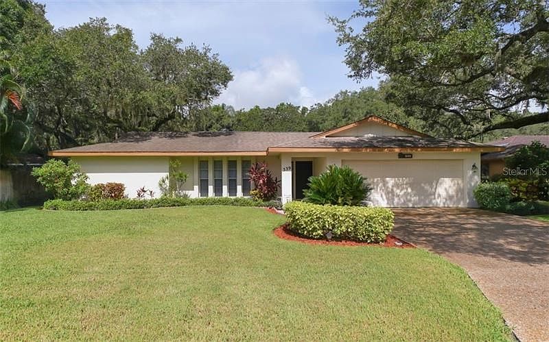 1st image of 339 Whispering Oaks Ct