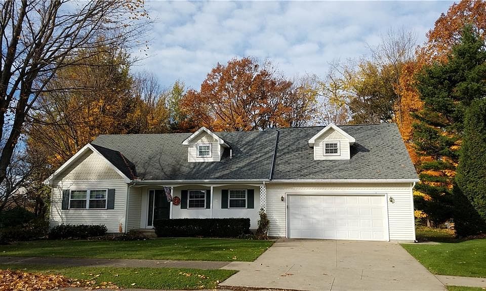 1st image of 65 Eaton Dr