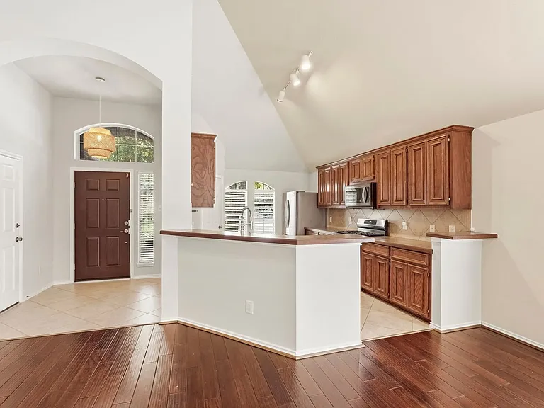 11914 Manasses Springs Ln — Photo 8