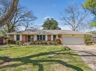 521 Huntingdon Ct, Irving, TX 75061