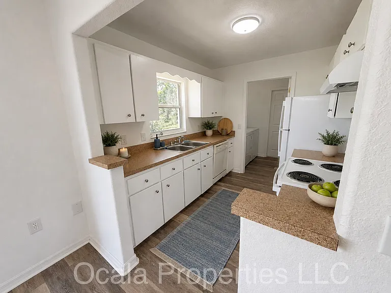 2451 SW 147th Place Rd — Photo 4