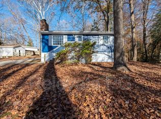 6805 Lakeshore Dr, Quinton, VA 23141