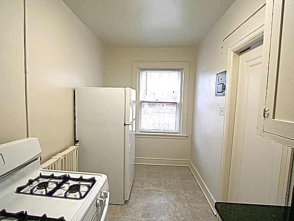 5th image of 1436 E 8th Ave APT 14