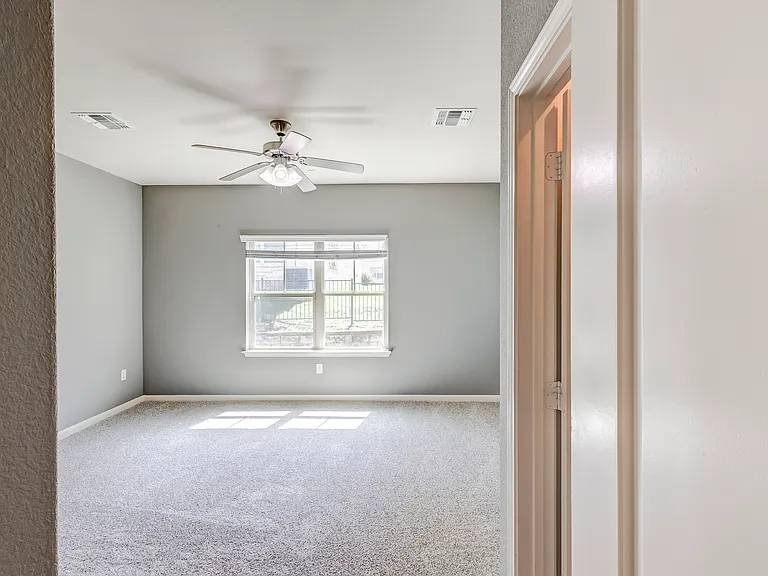 1620 Bryant Dr #904 — Photo 12