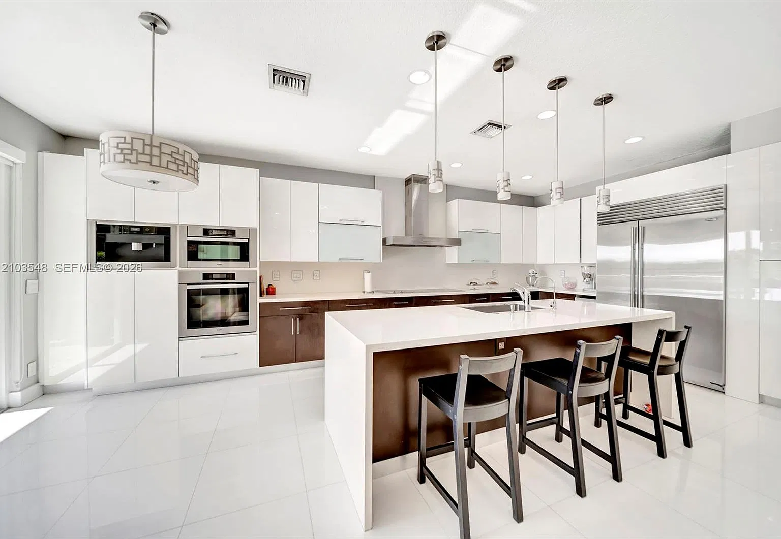 Isles At Weston — Photo 1