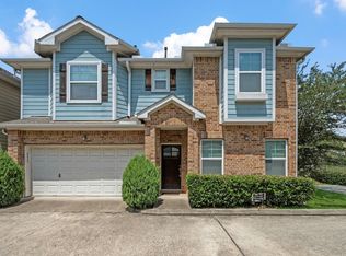 4827 Hardy St, Houston, TX 77009