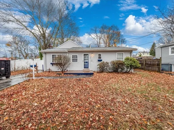 24 Congress St, Weymouth, MA 02188