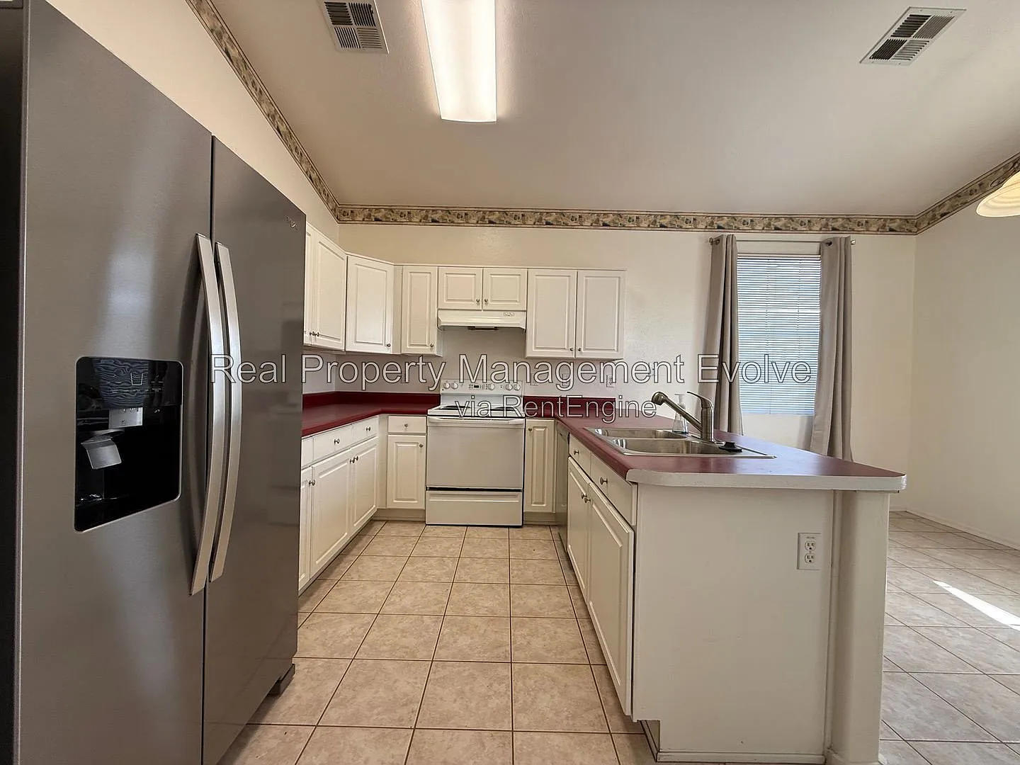2 bed, 2.0 bath, 1007 sqft, $1,700 — Photo 4