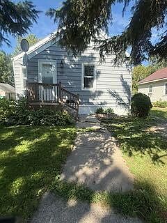 4th image of 616 Ann St SE