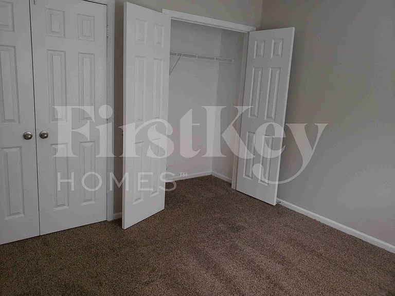 3760 Thornaby Cir — Photo 12