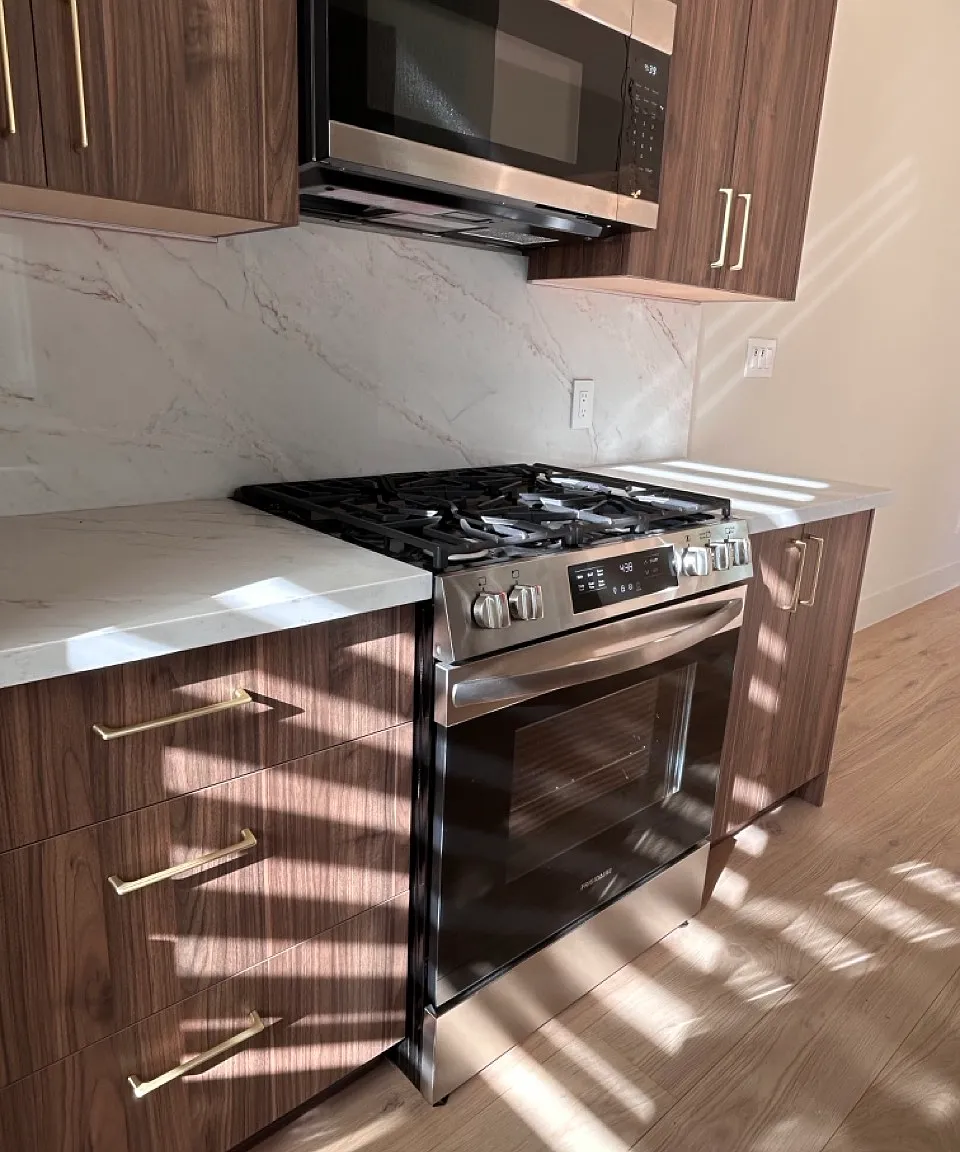 2 bed, 1100 sqft, $7,400 — Photo 4