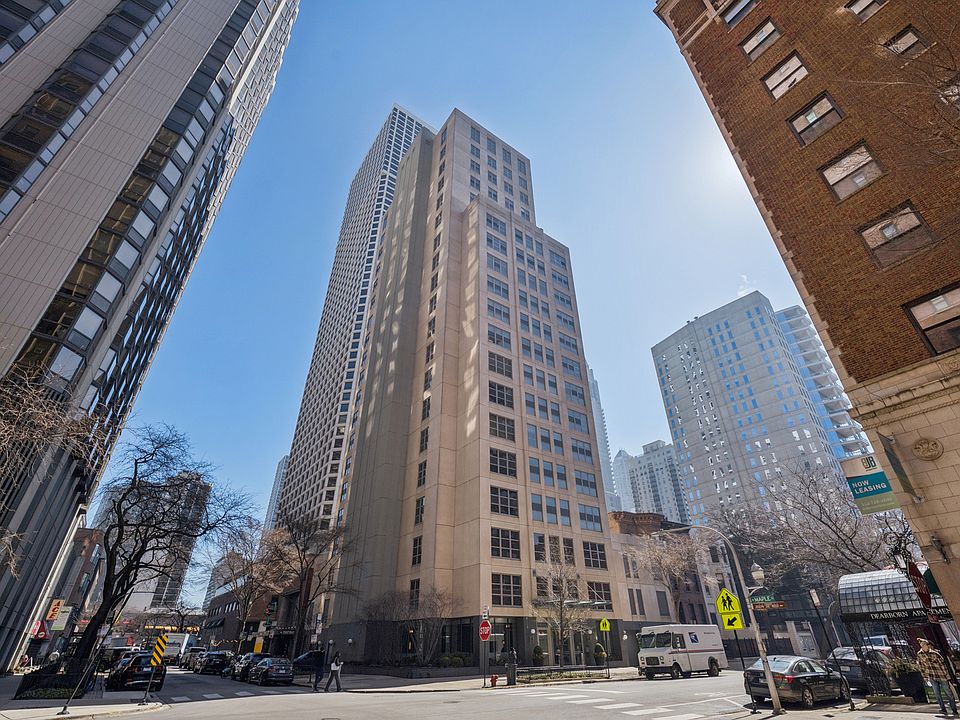 1st image of 1035 N Dearborn St Unit 9W