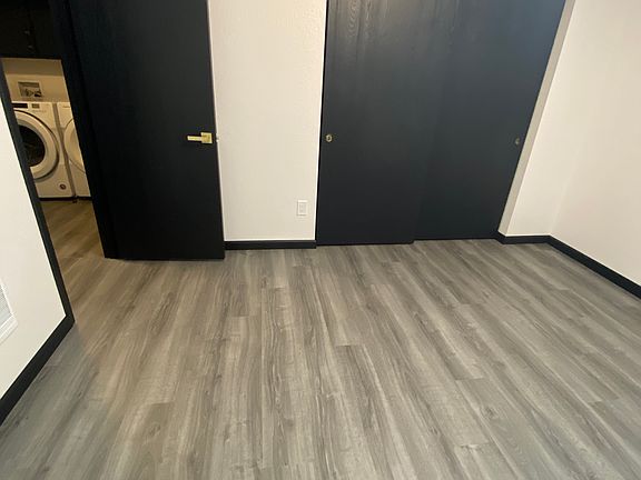 5th image of 7617 Illahee Rd NE