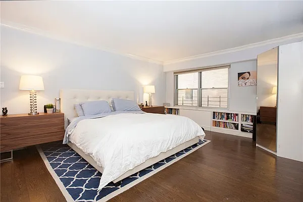 Sold by Qwest Residential Downtown LLC | media 14