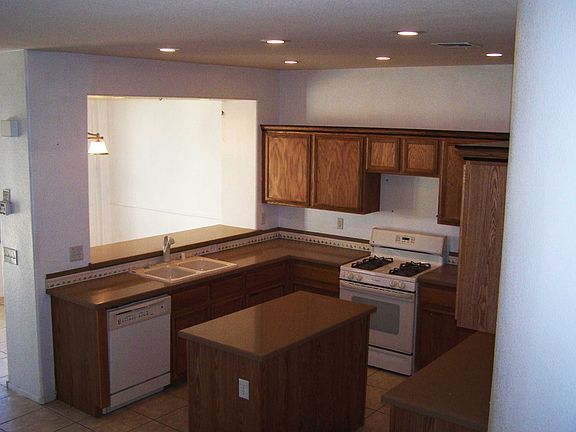 Kitchen/breakfast Rm