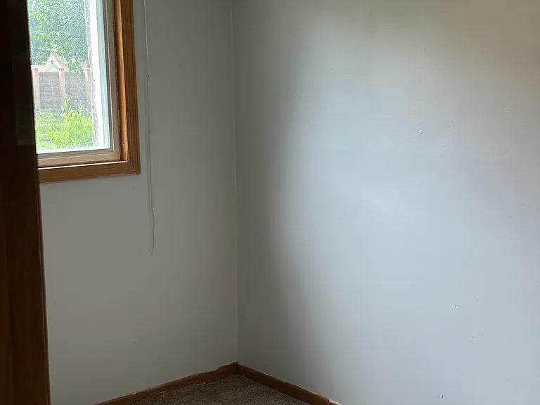 4701 University Ave NE — Photo 8