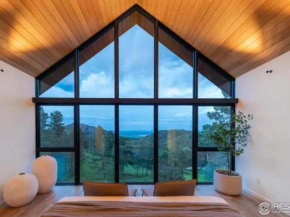 239 Pine Tree Ln, Boulder, CO 80304