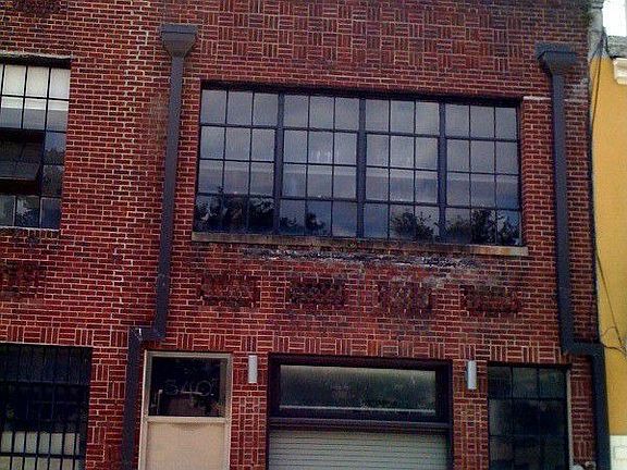 2nd image of 340 S Diamond St