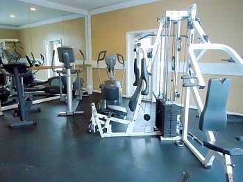 5th image of 410 Village Green Blvd APT 202
