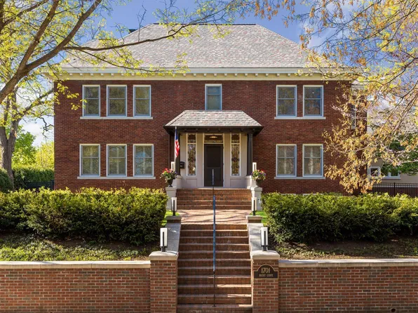 1701 Mount Curve Ave, Minneapolis, MN 55403