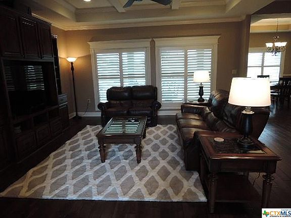 5th image of 106 Auburn Hl