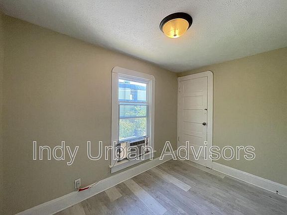 5th image of 1553 Barth Ave #1553