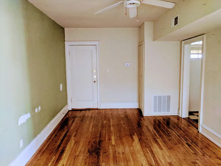 2832 Monument Ave.* — Photo 12