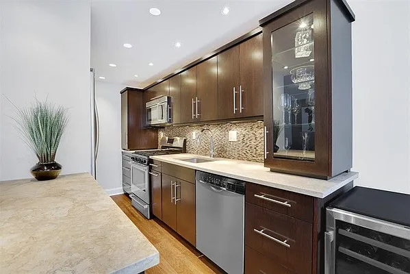 Sold by Mont Sky Real Estate | media 9