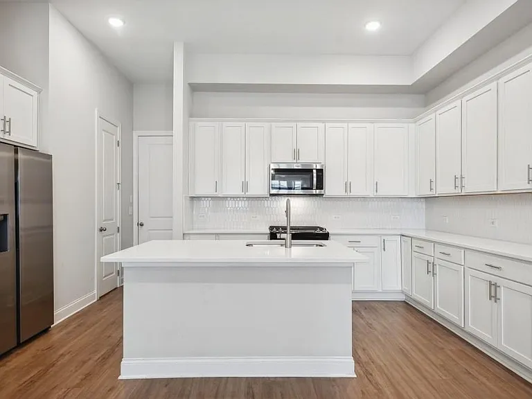 704 Stickley Oak Way — Photo 7