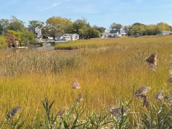 110 Laurel Avenue, Hazlet, NJ 07734
