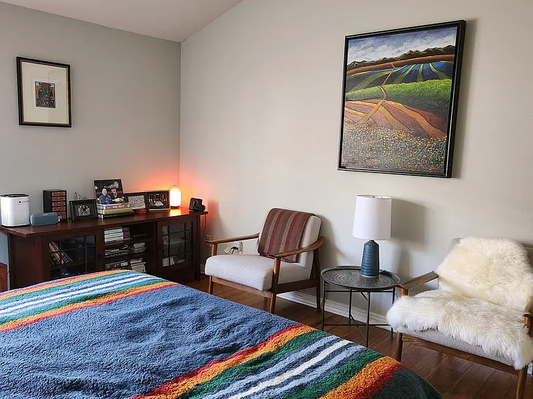 spacious master bedroom