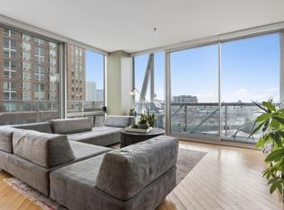 645 N Kingsbury St APT 801, Chicago, IL 60654