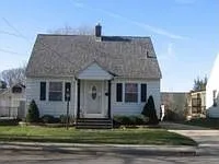 856 High St photo 1