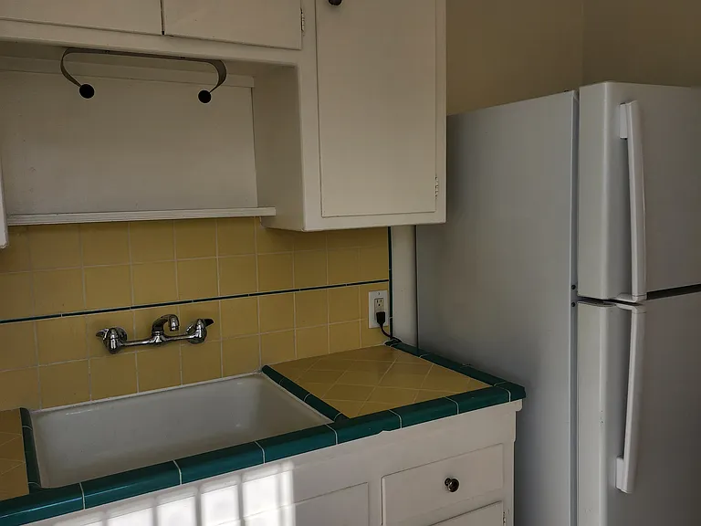 3056 Luna Dr — Photo 3