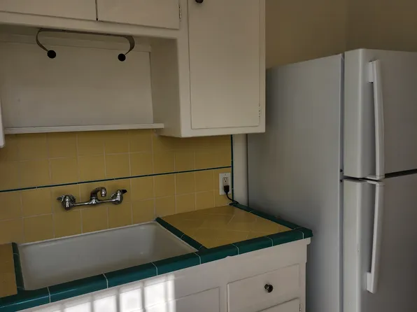 3056 Luna Dr, Ventura, CA 93003