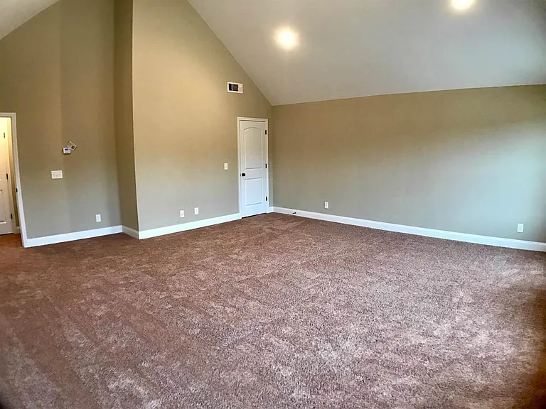 Bonus room. Huge! With closet.