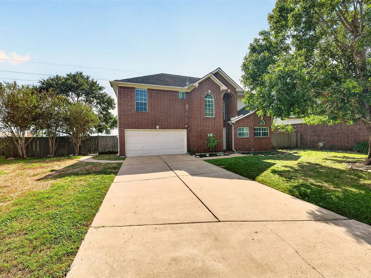 3 bed, 2.5 bath, 1778 sqft, $2,200 — Photo 1