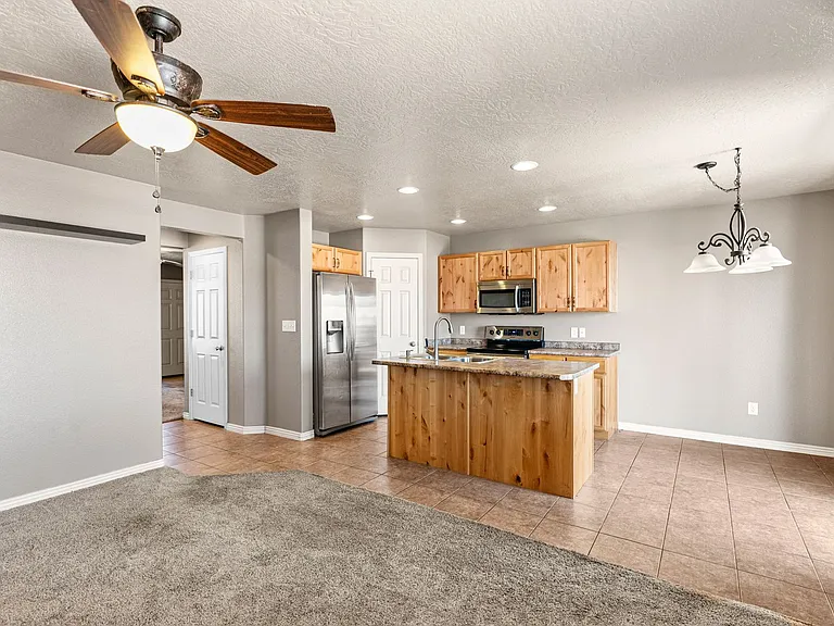 3155 S Hidden Valley Dr #212 — Photo 4