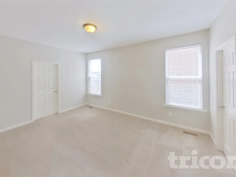 6429 Sunnywood Dr — Photo 8