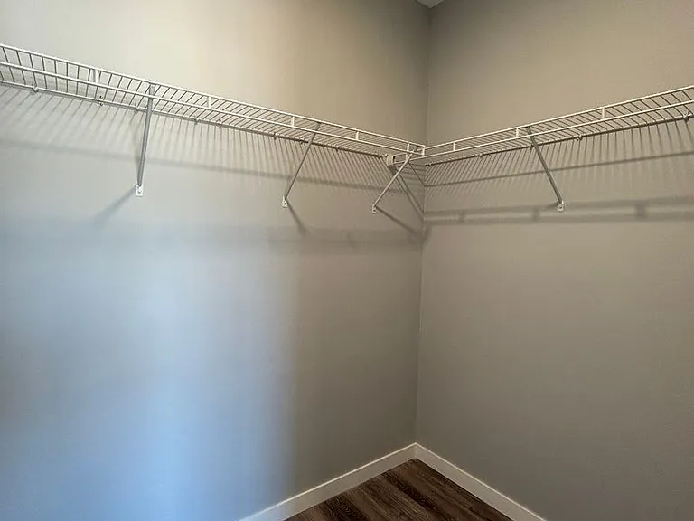2724 Silver St — Photo 26