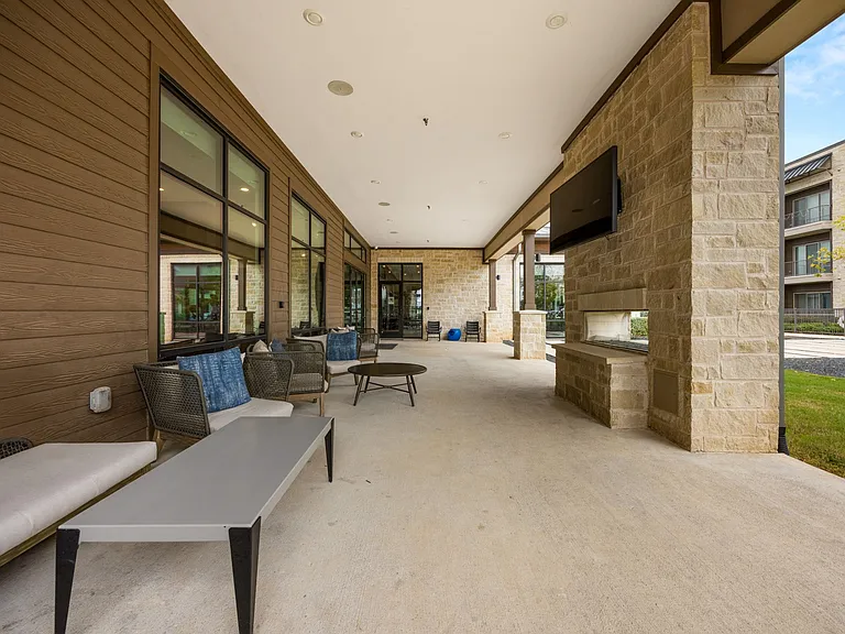 The Haywood Apartments — Photo 36