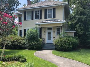 627 E 41st St, Savannah, GA 31401