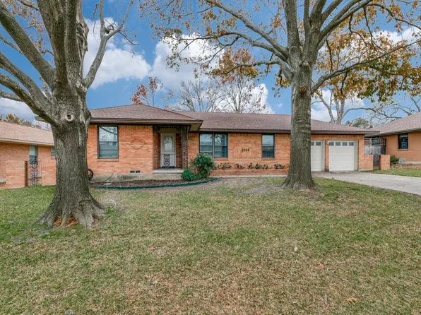 2326 Cardinal Ln, Garland, TX 75042