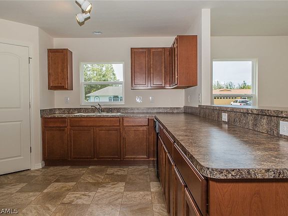 5th image of 1505 SW 43rd Lane Cpe