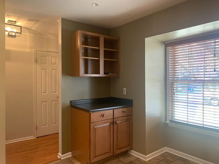 19117 Grotto Ln — Photo 10