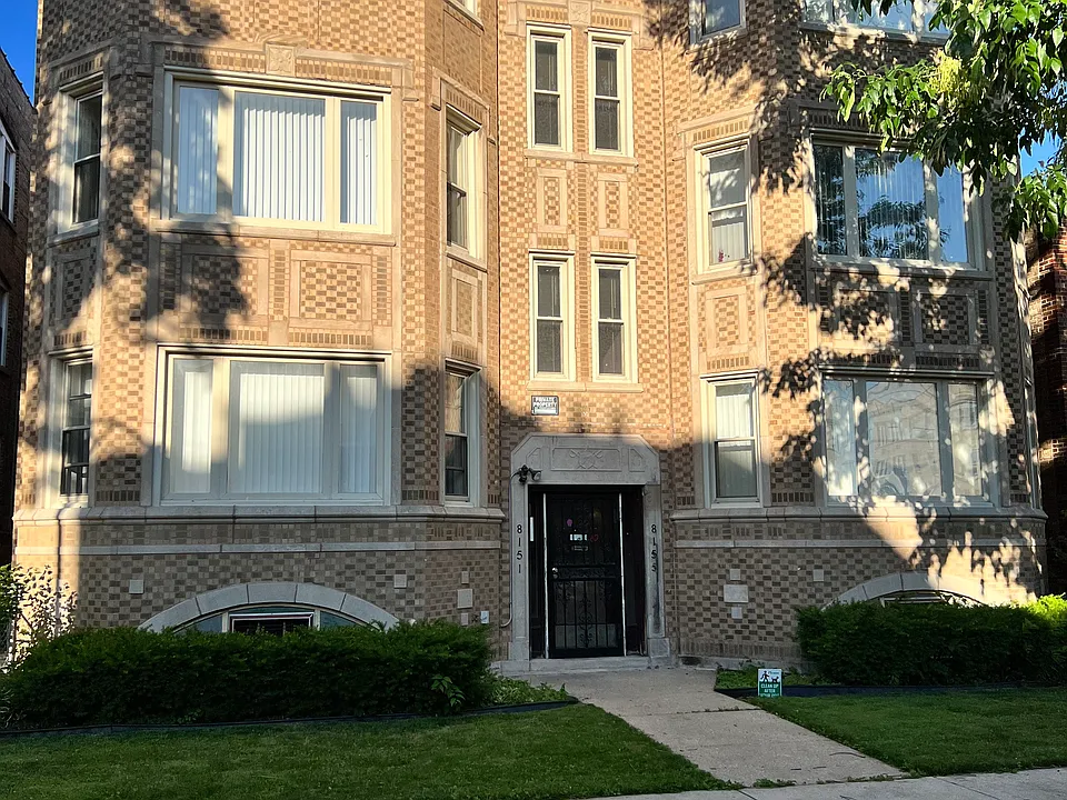 8155 S Paulina St #2