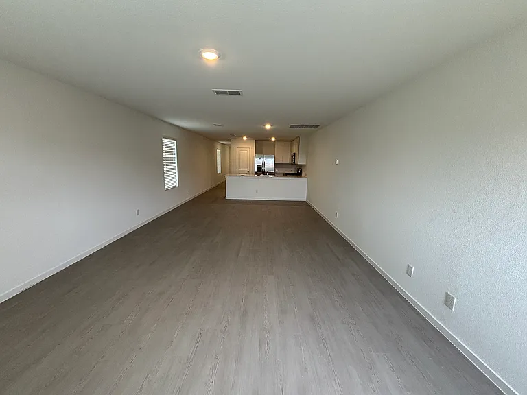 1216 Canyon Wren Dr — Photo 6