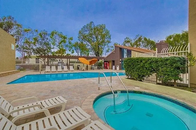 3454 Castle Glen Dr #211 — Photo 12